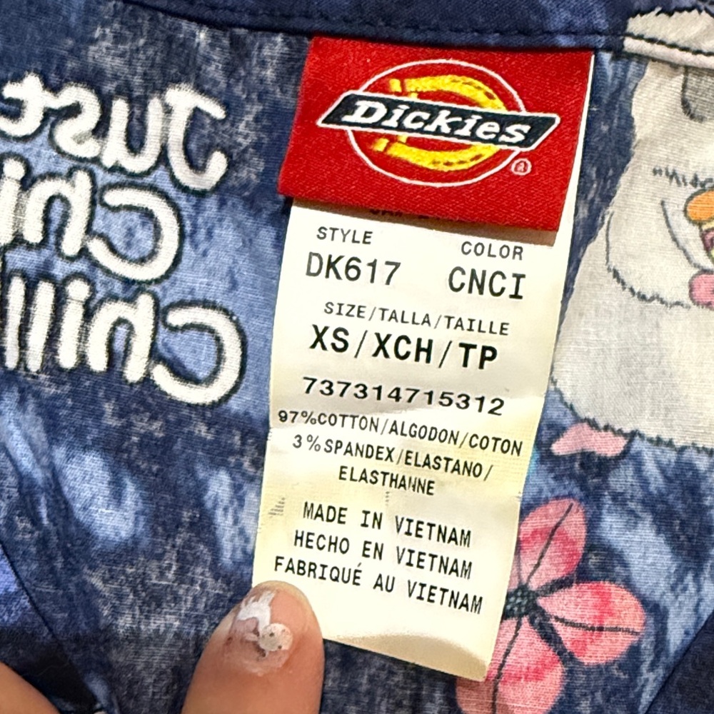 Dickies Colorful Chinchilla Print Scrub Top - Picture 2 of 2